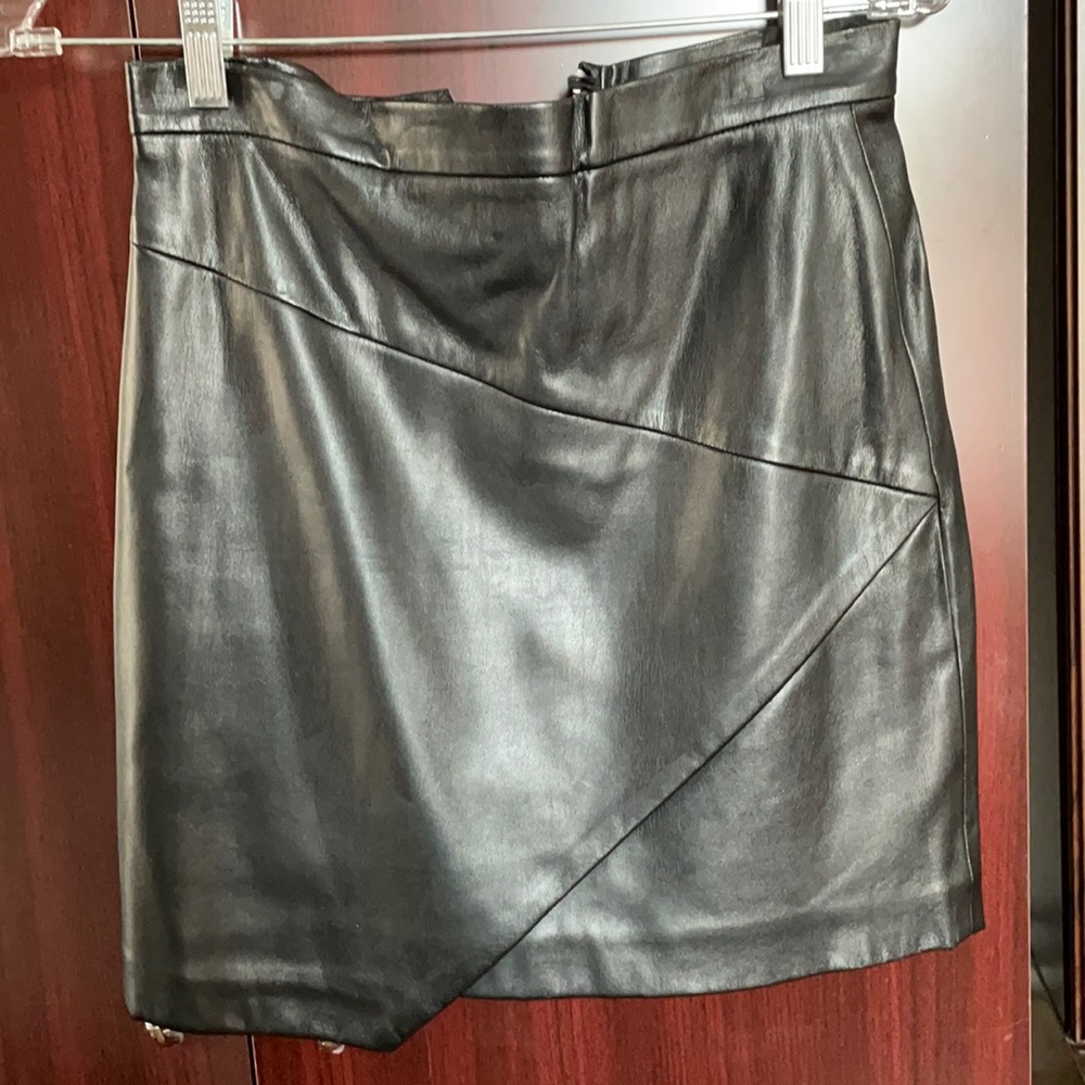 Faux leather mini skirt
